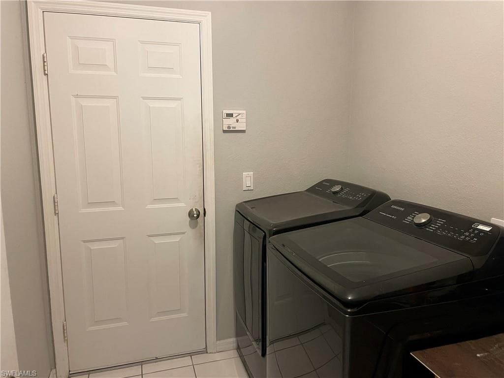 1501 Senior Ct, Lehigh Acres, FL 33971-19
