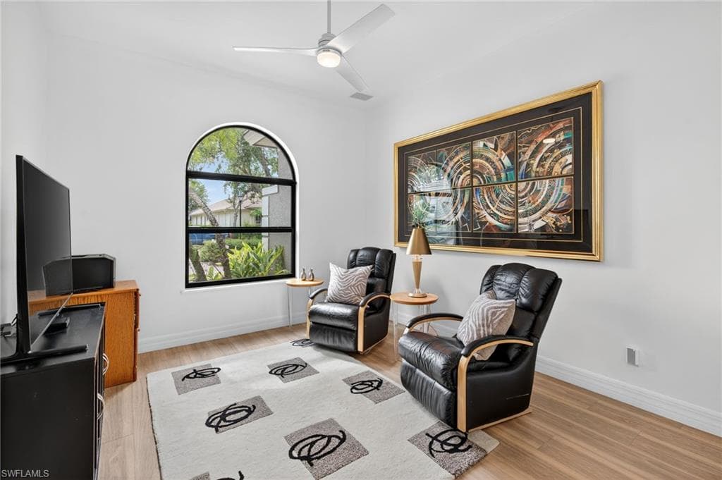 7637 Mulberry Ln, Naples, FL 34114-25