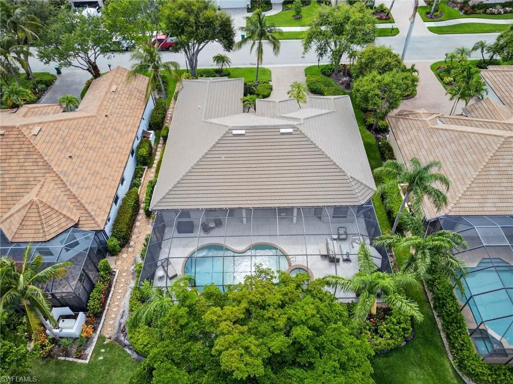 7637 Mulberry Ln, Naples, FL 34114-39