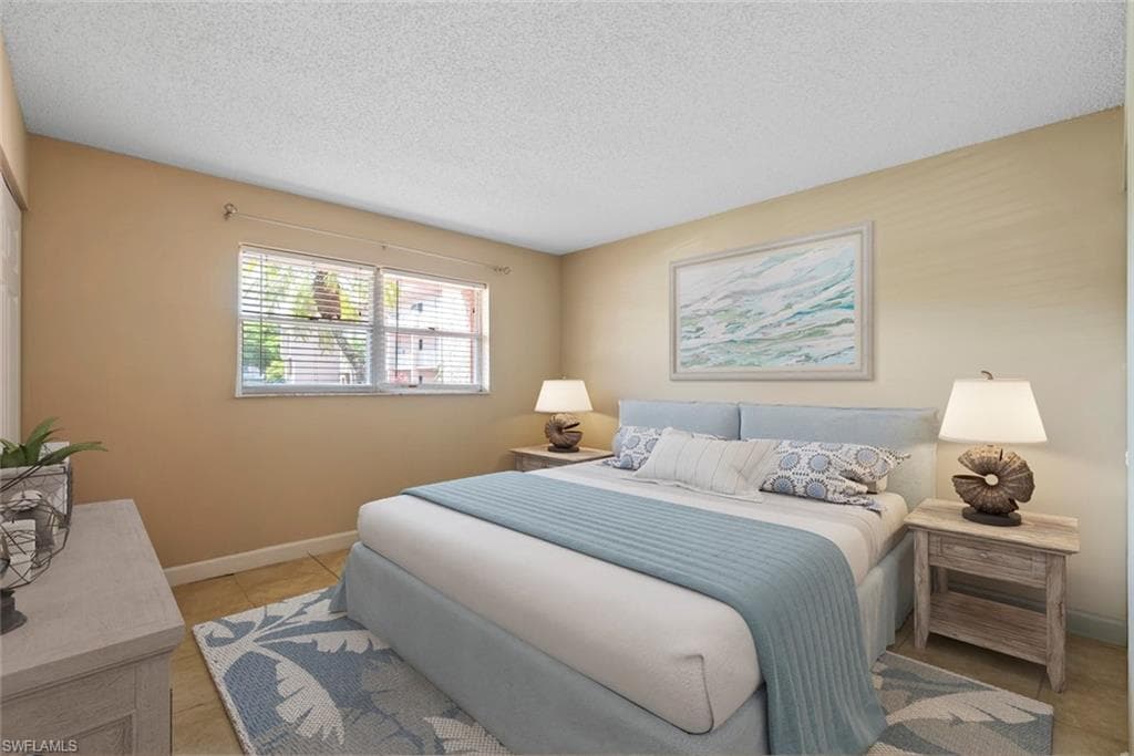170 Turtle Lake Ct 109, Naples, FL 34105-12