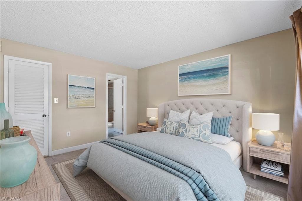 170 Turtle Lake Ct 109, Naples, FL 34105-5