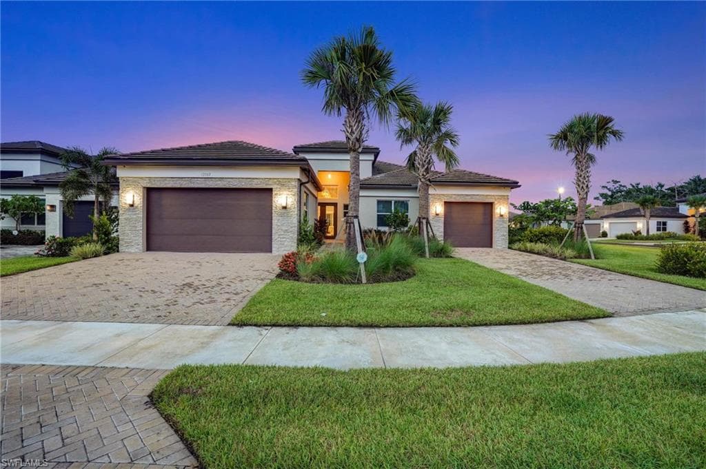 12068 Azalea Way, Naples, FL 34120-4