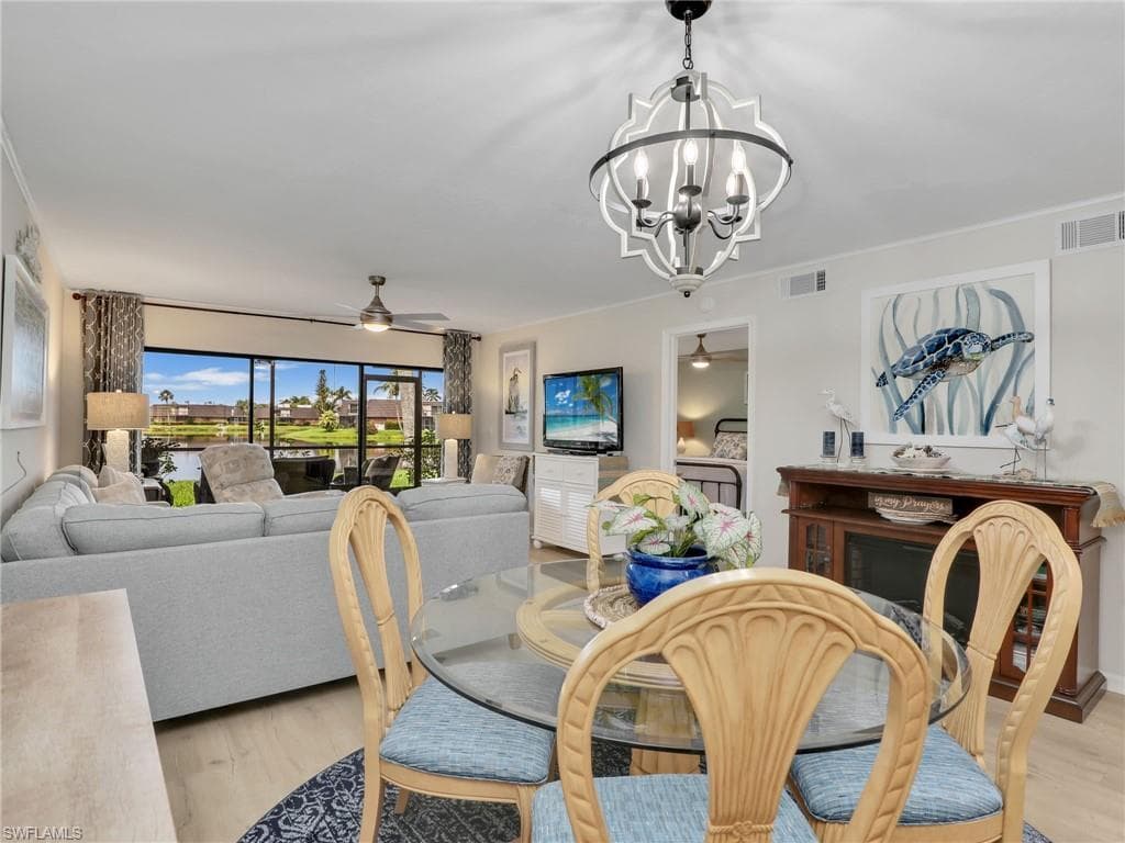4240 Chantelle Dr B105, Naples, FL 34112-2