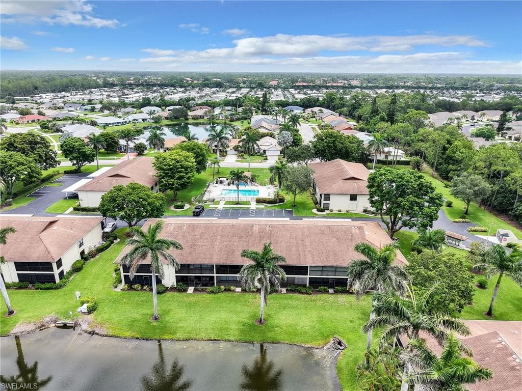 4240 Chantelle Dr B105, Naples, FL 34112-30