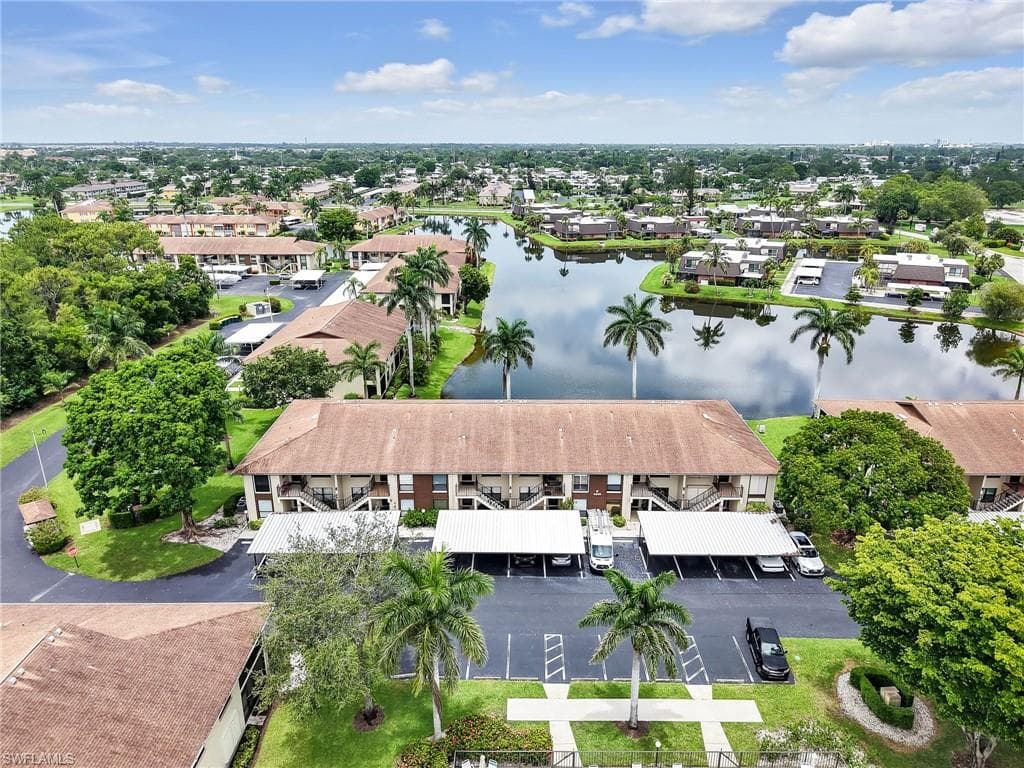 4240 Chantelle Dr B105, Naples, FL 34112-32