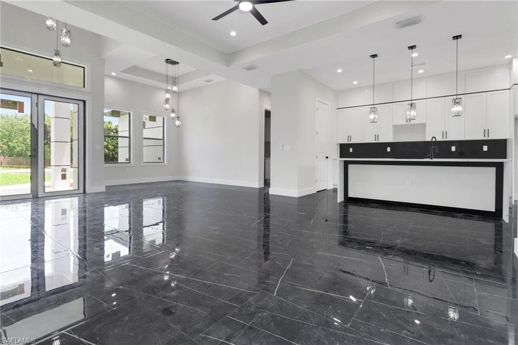 2342 10th Ave SE, Naples, FL 34117-10