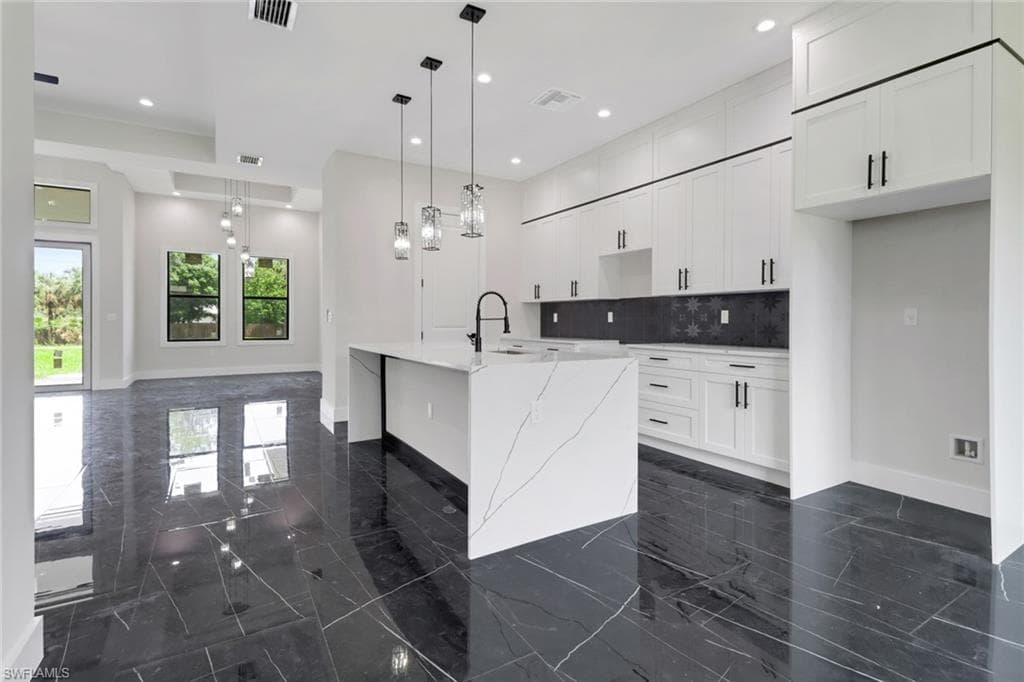 2342 10th Ave SE, Naples, FL 34117-11