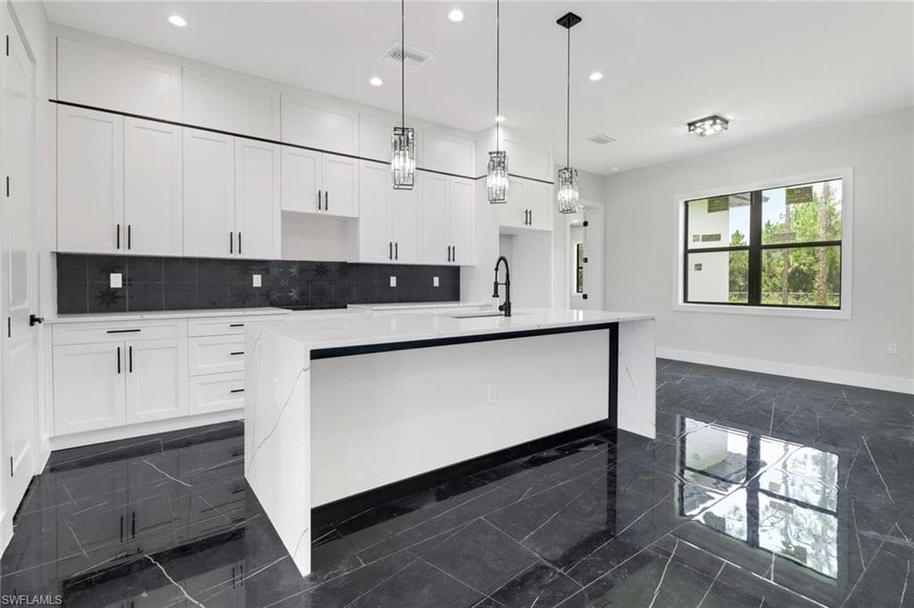 2342 10th Ave SE, Naples, FL 34117-14