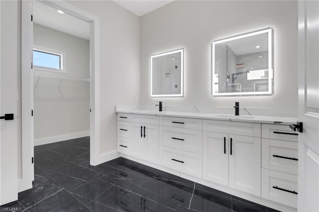 2342 10th Ave SE, Naples, FL 34117-21