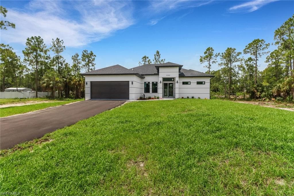 2342 10th Ave SE, Naples, FL 34117-5