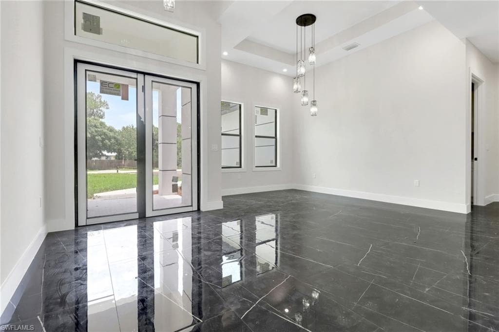 2342 10th Ave SE, Naples, FL 34117-6