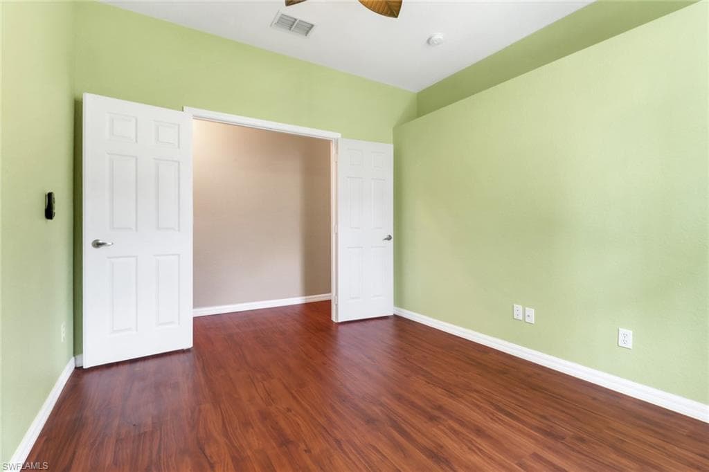 7585 Meadow Lakes Dr 401, Naples, FL 34104-21