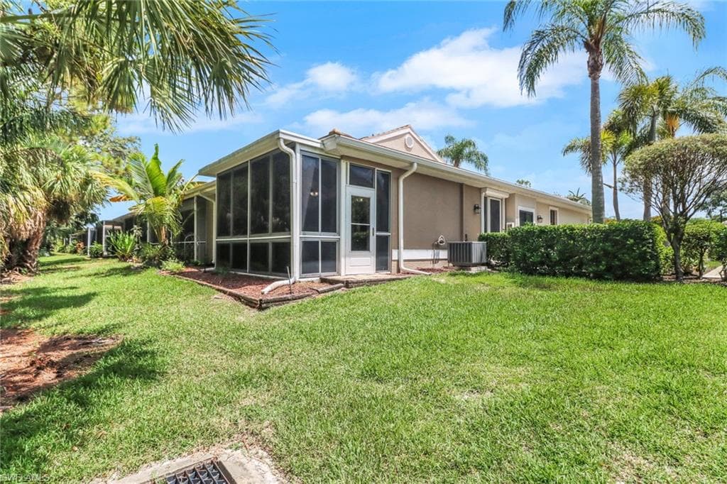 7585 Meadow Lakes Dr 401, Naples, FL 34104-26