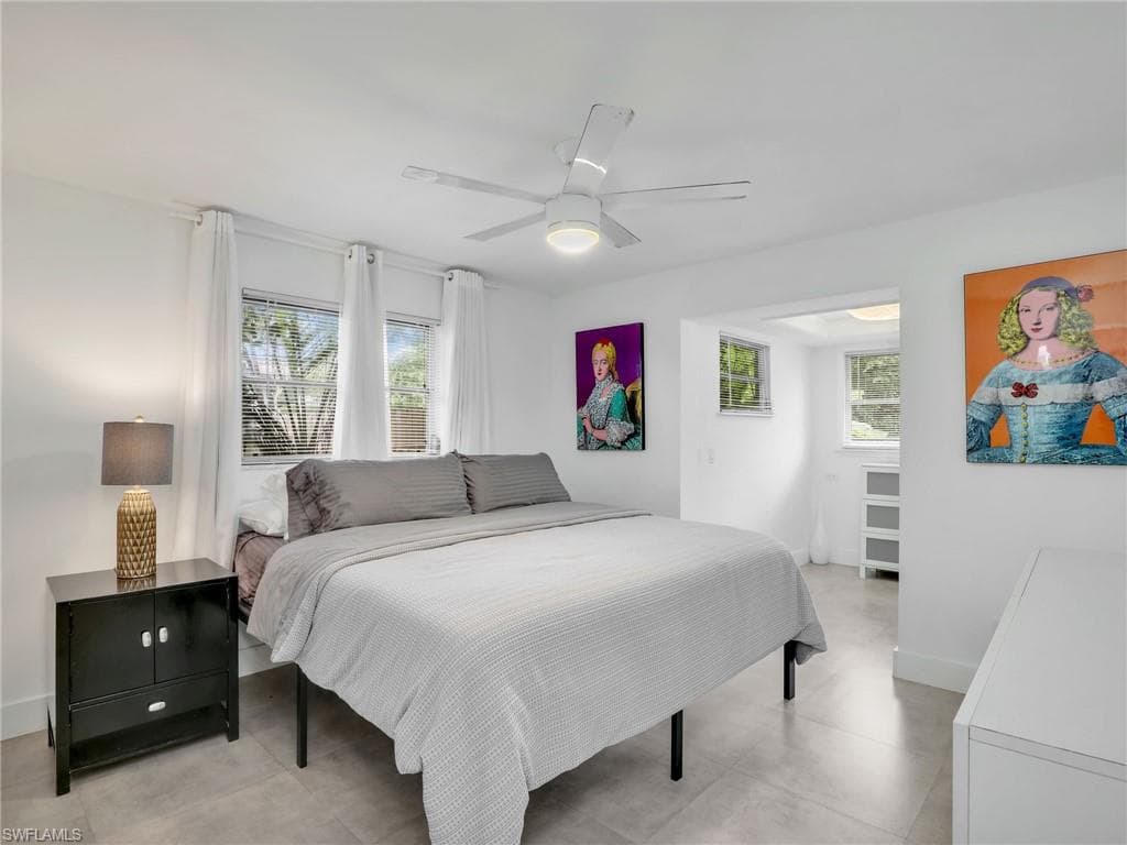 717 105th Ave N, Naples, FL 34108-34