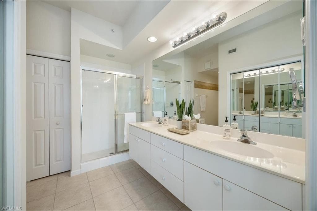 6800 Beach Resort Dr 2305, Naples, FL 34114-10