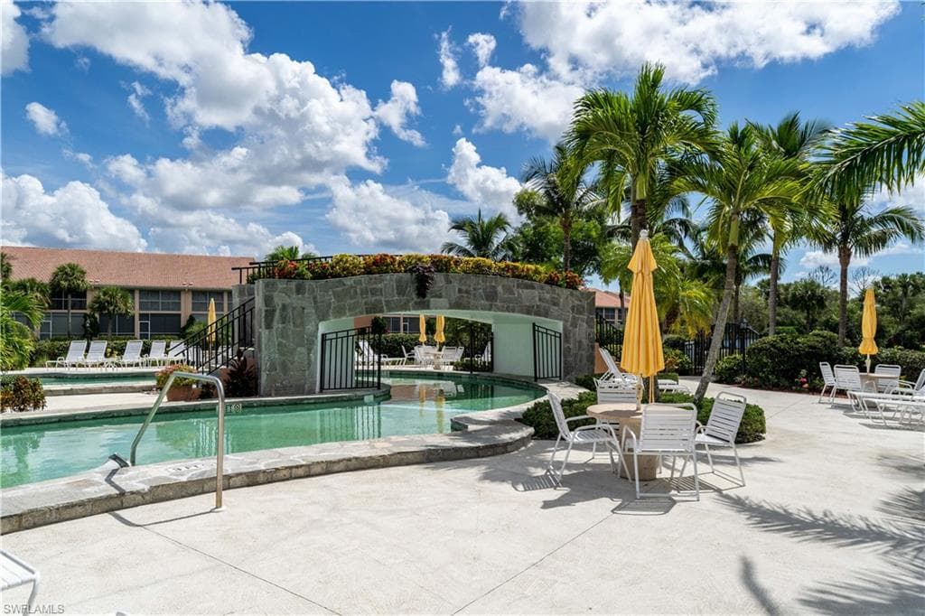 6800 Beach Resort Dr 2305, Naples, FL 34114-23