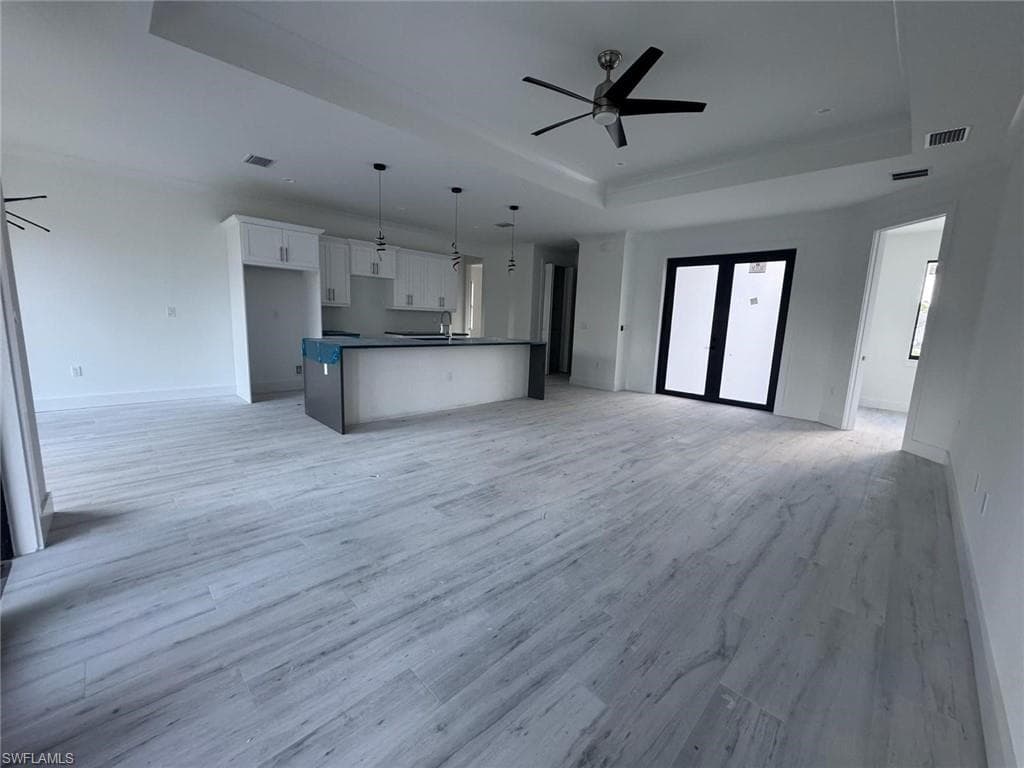 2733 32nd Ave SE, Naples, FL 34117-4
