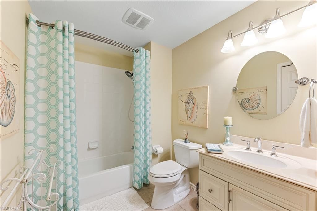9175 Celeste Dr 308, Naples, FL 34113-22
