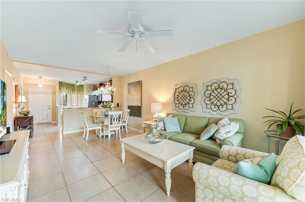 9175 Celeste Dr 308, Naples, FL 34113-7