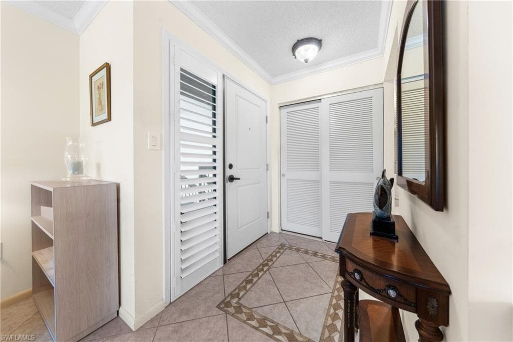 519 Seaview Ct N4, Marco Island, FL 34145-4