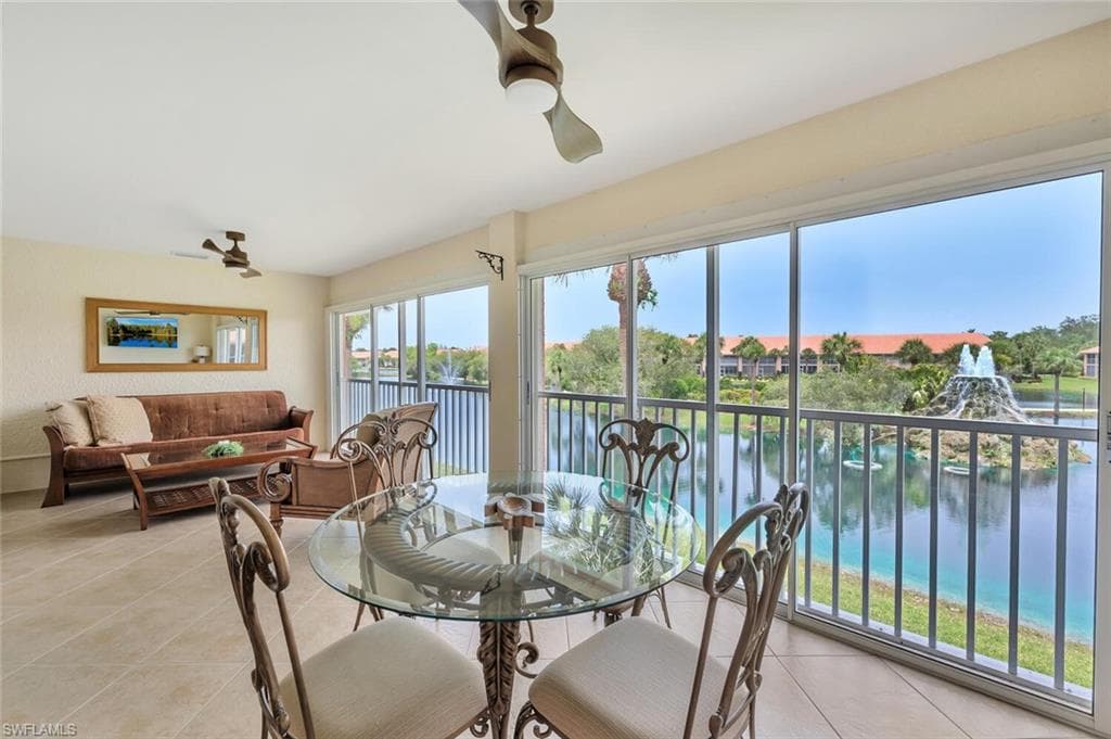 6720 Beach Resort Dr 10, Naples, FL 34114-1
