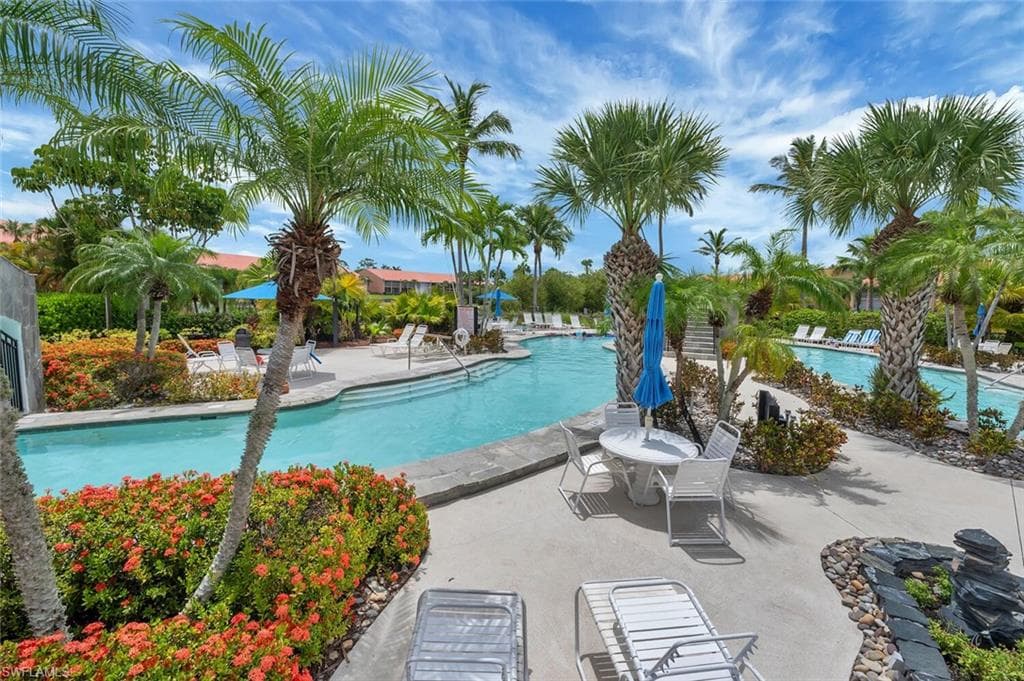 6720 Beach Resort Dr 10, Naples, FL 34114-32