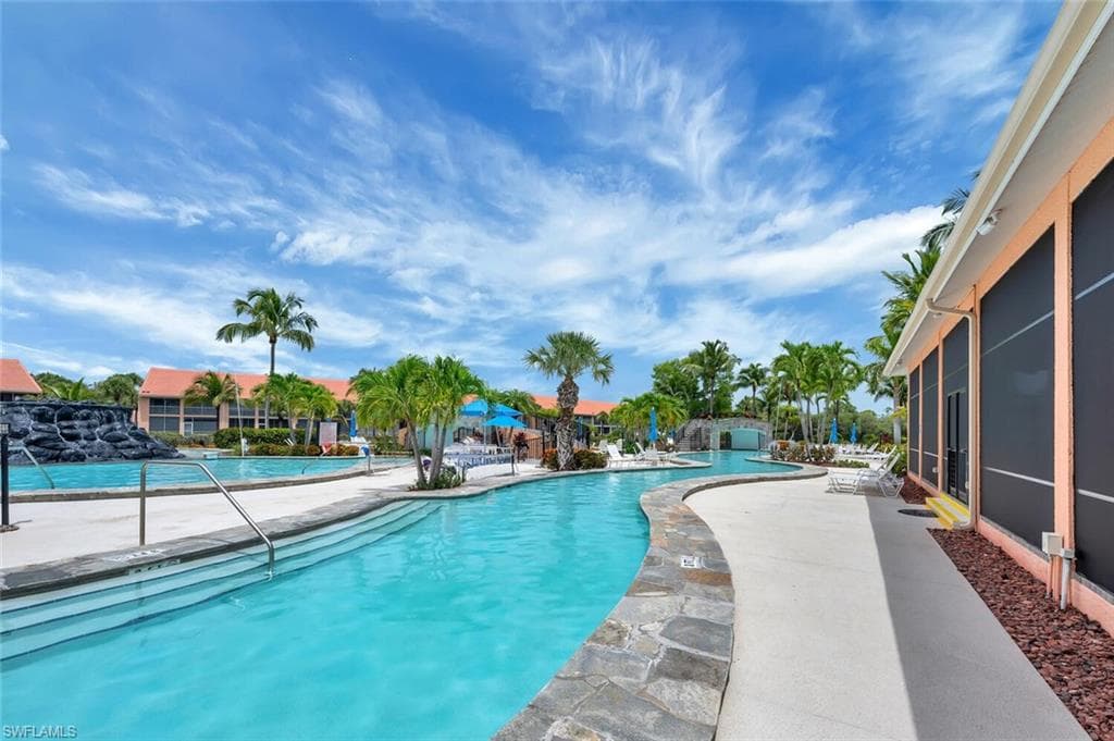 6720 Beach Resort Dr 10, Naples, FL 34114-37