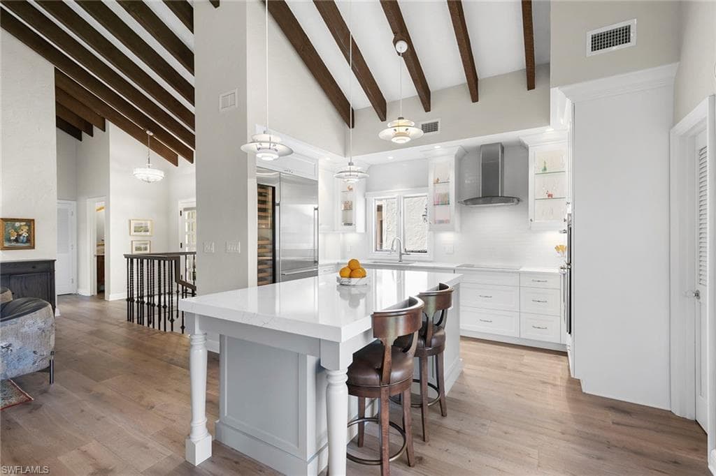5850 Pelican Bay Blvd C, Naples, FL 34108-7