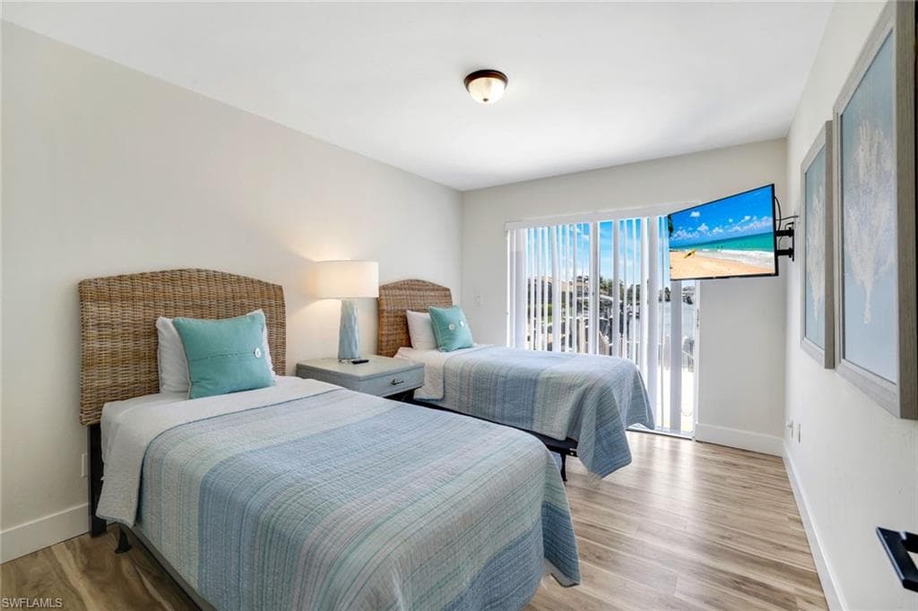 400 Barfield Dr, Marco Island, FL 34145-25
