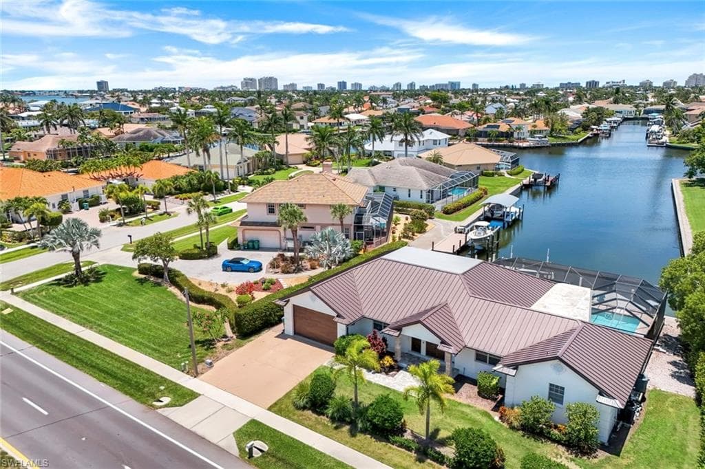 400 Barfield Dr, Marco Island, FL 34145-3