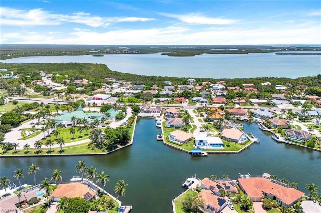 400 Barfield Dr, Marco Island, FL 34145-4