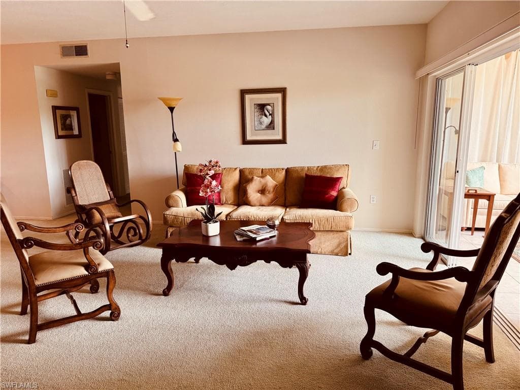 5809 Glencove Dr 902, Naples, FL 34108-4