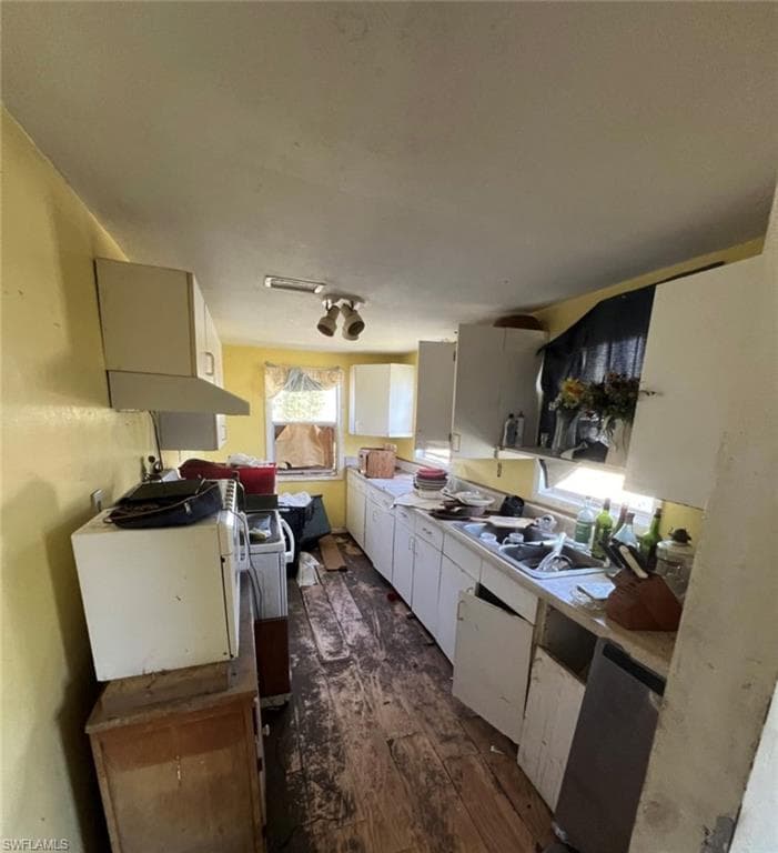 2027 Mark Ave, Punta Gorda, FL 33950-10