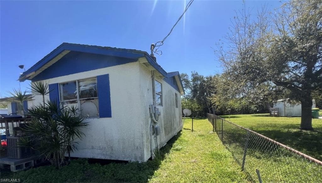 2027 Mark Ave, Punta Gorda, FL 33950-6