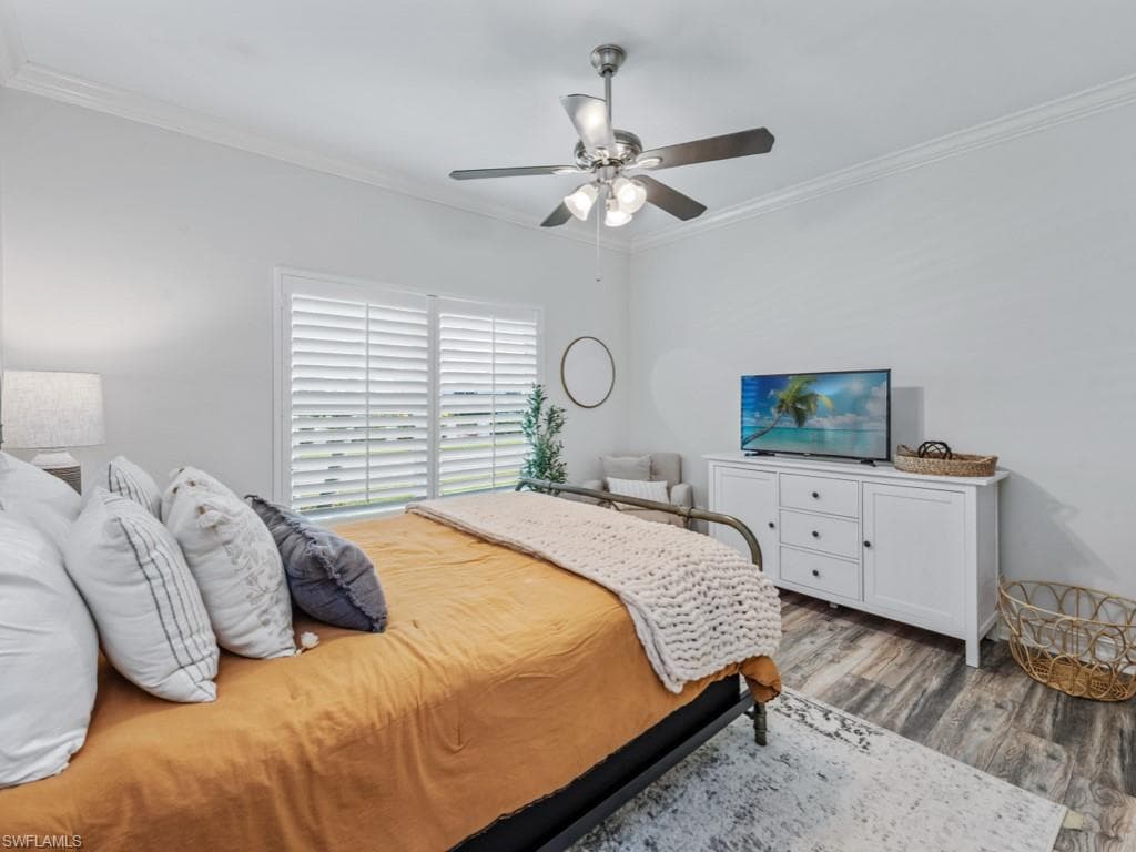 190 Geranium Ct, Marco Island, FL 34145-17