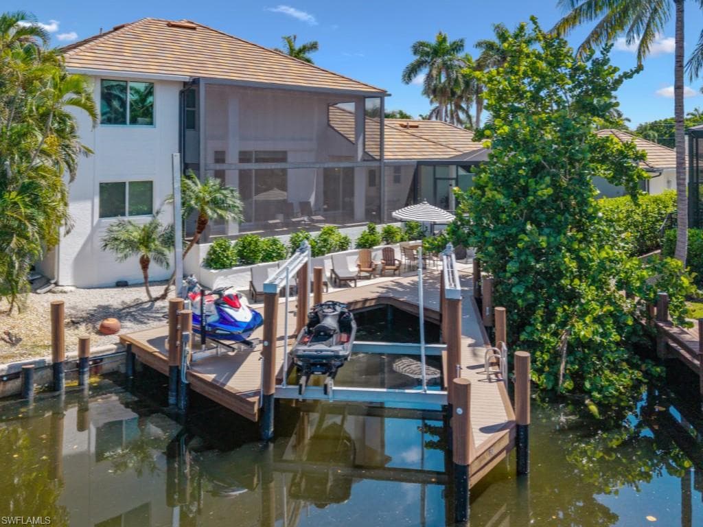 190 Geranium Ct, Marco Island, FL 34145-36