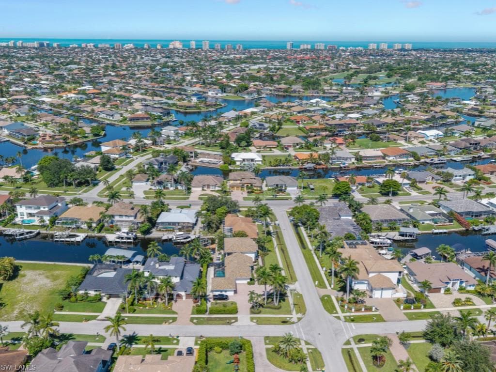 190 Geranium Ct, Marco Island, FL 34145-50