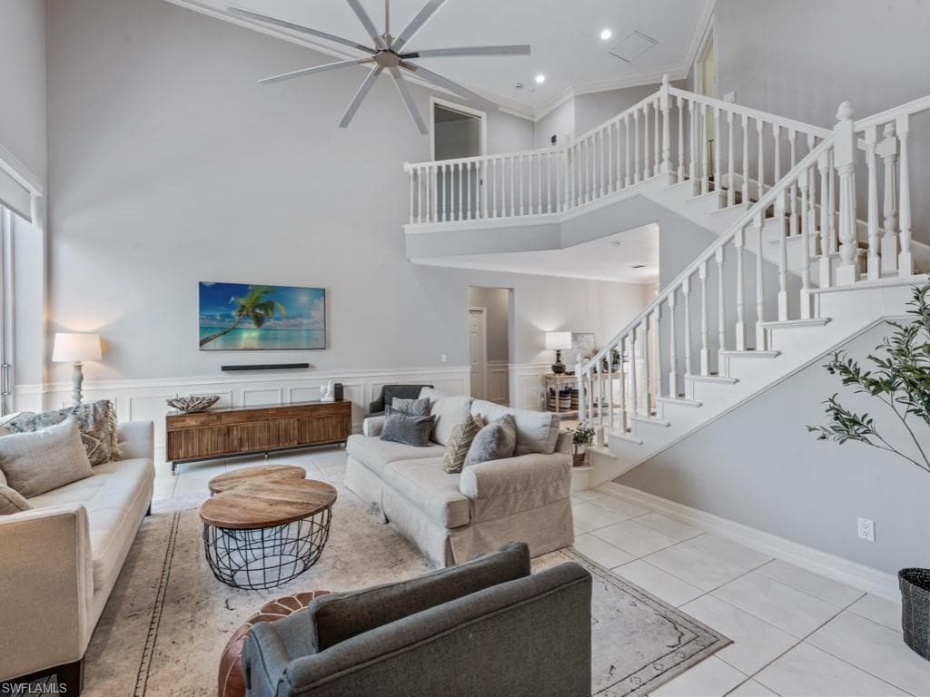 190 Geranium Ct, Marco Island, FL 34145-7