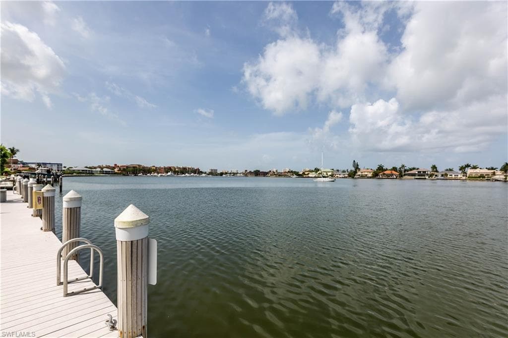 838 Elkcam Cir 307, Marco Island, FL 34145-15