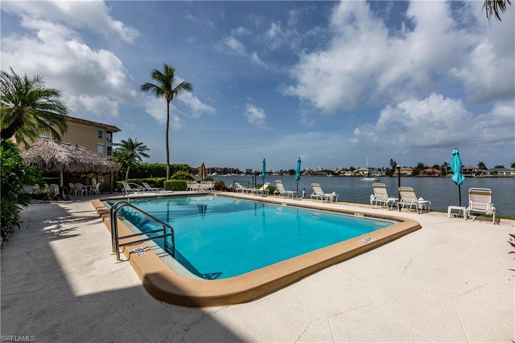 838 Elkcam Cir 307, Marco Island, FL 34145-20