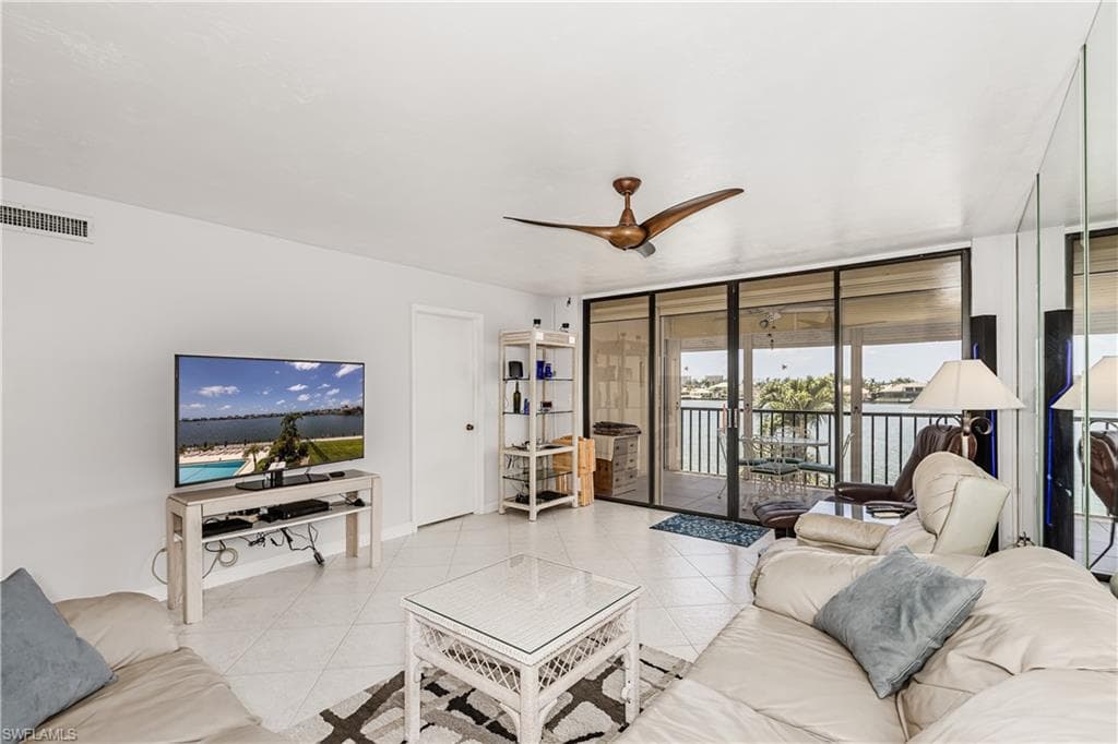 838 Elkcam Cir 307, Marco Island, FL 34145-4