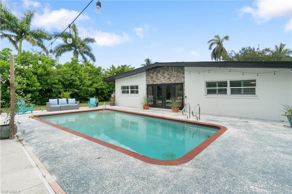 544 Bayside Dr, Fort Myers, FL 33919-38