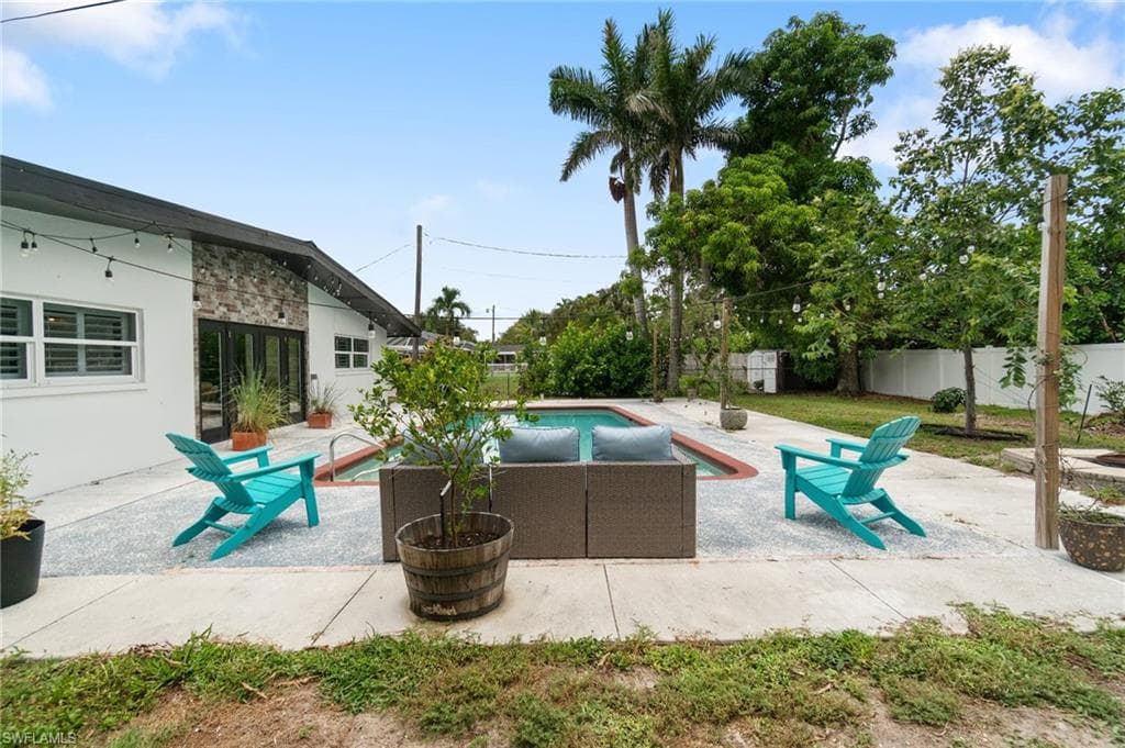 544 Bayside Dr, Fort Myers, FL 33919-41
