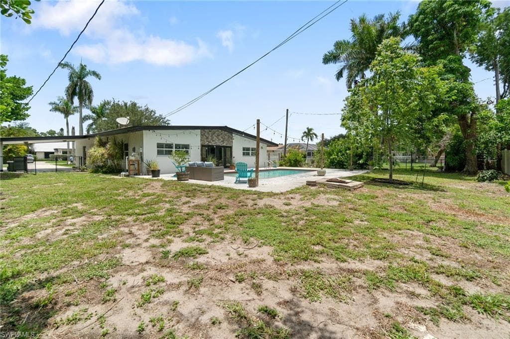 544 Bayside Dr, Fort Myers, FL 33919-46