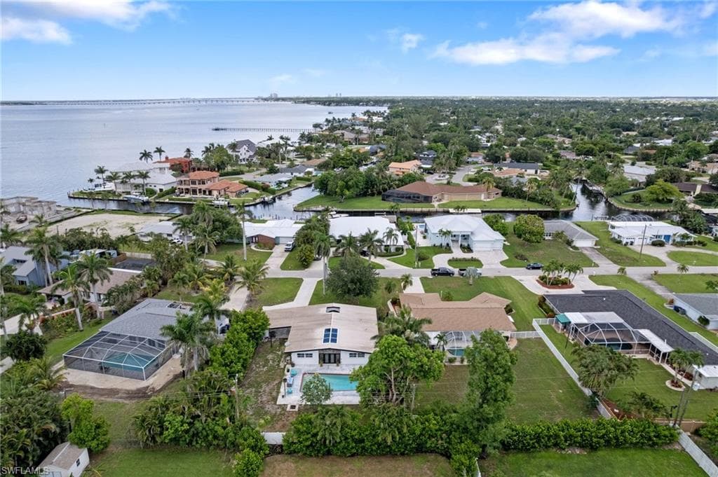 544 Bayside Dr, Fort Myers, FL 33919-51