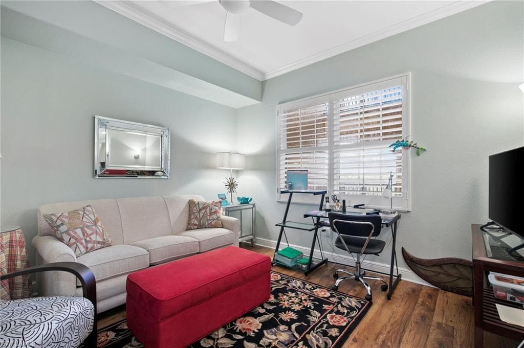 570 El Camino Real 2303, Naples, FL 34119-16