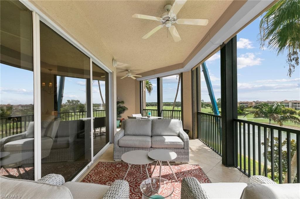 570 El Camino Real 2303, Naples, FL 34119-23