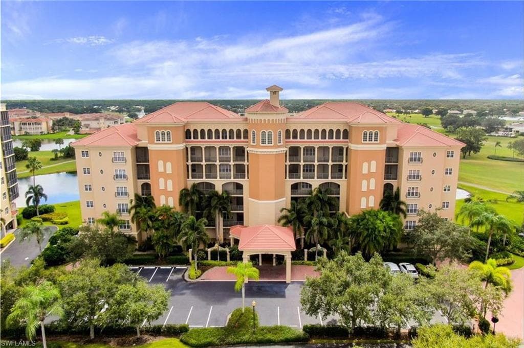 570 El Camino Real 2303, Naples, FL 34119-25