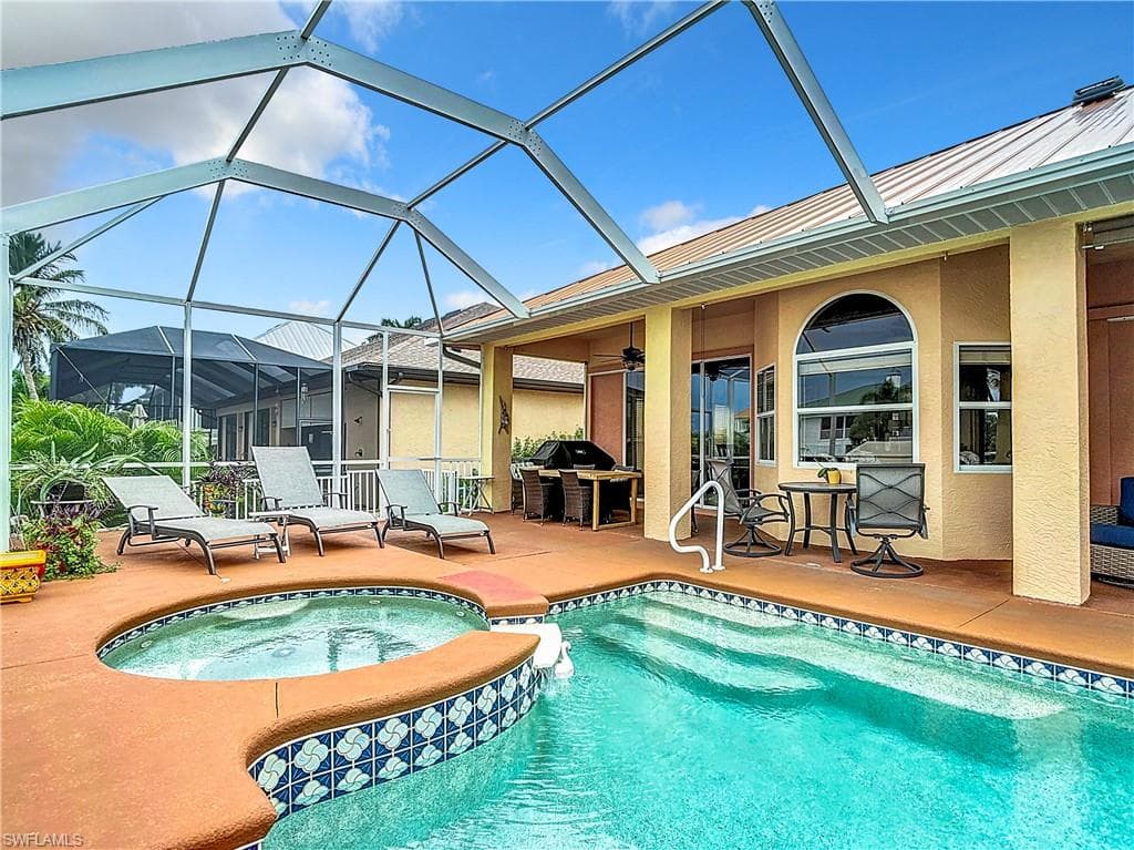 2389 Cherimoya Ln, St. James City, FL 33956-24