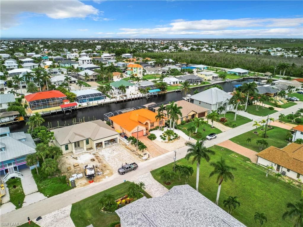 2389 Cherimoya Ln, St. James City, FL 33956-33